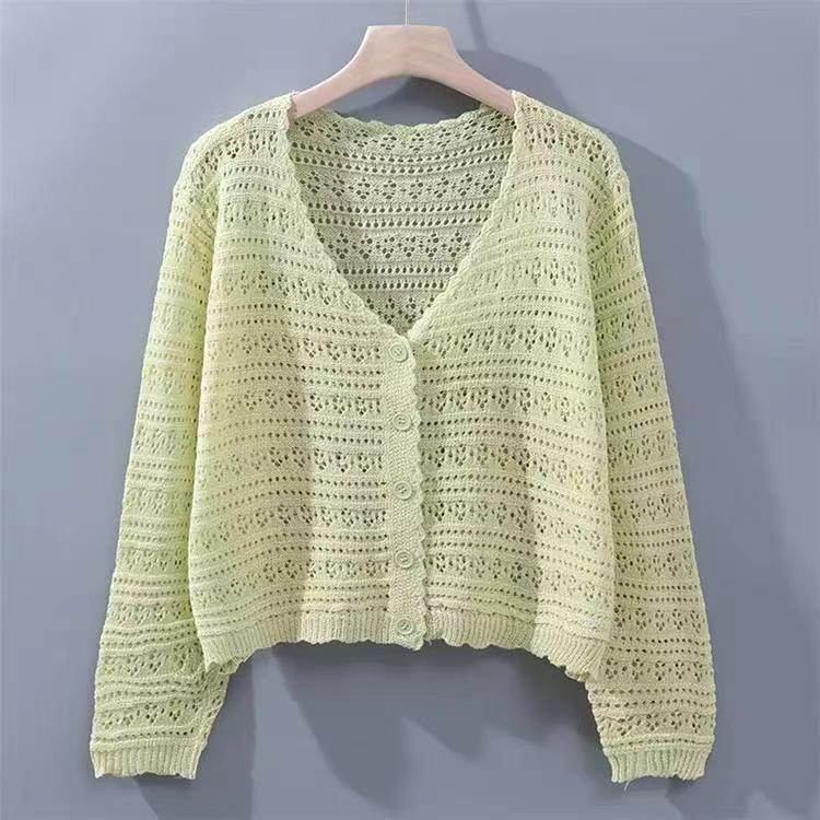 Ladies' vest with an airy crochet look and an adorable V neck Lune London