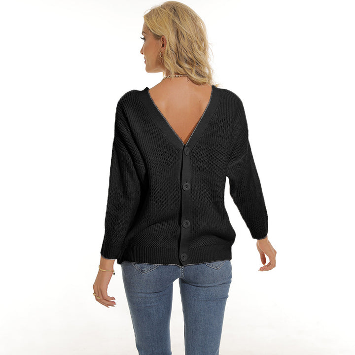 Woman cardigan with deep V-neck and button placket Lune London