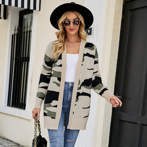 Fashionable knit jacket for women with camouflage design and relaxed fit Lune London