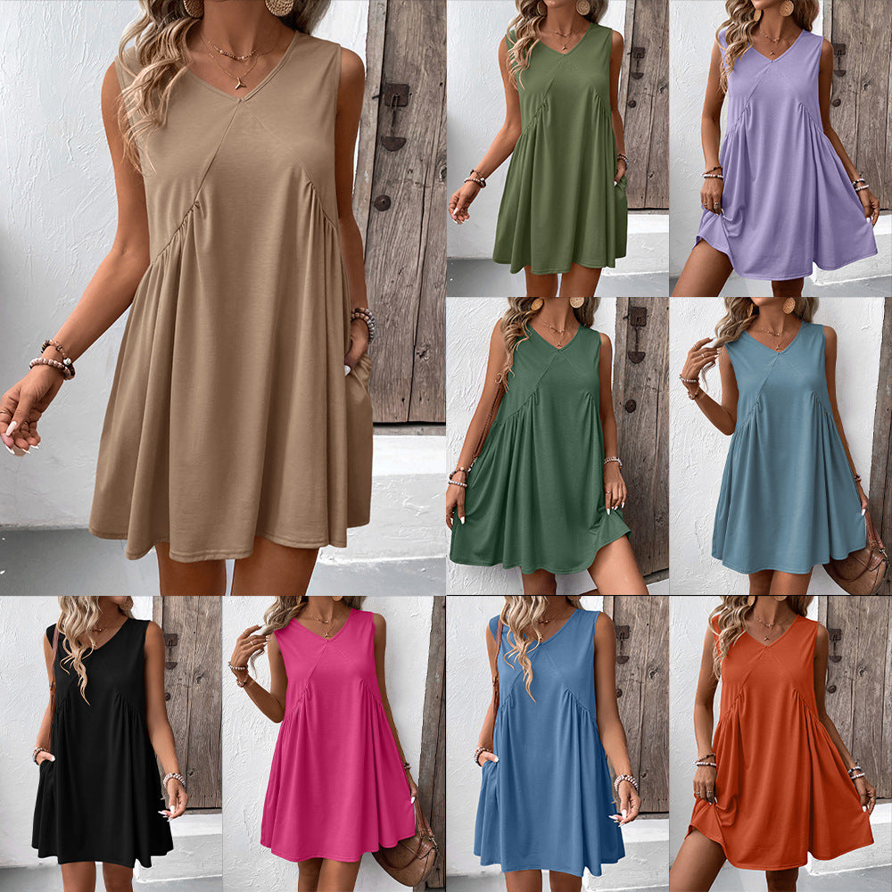 Women's fluid dress with V-neck, side pockets, and fluid cut Lune London