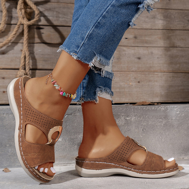 Fashion strappy sandals for women with breathable inserts and a stylish buckle Lune London