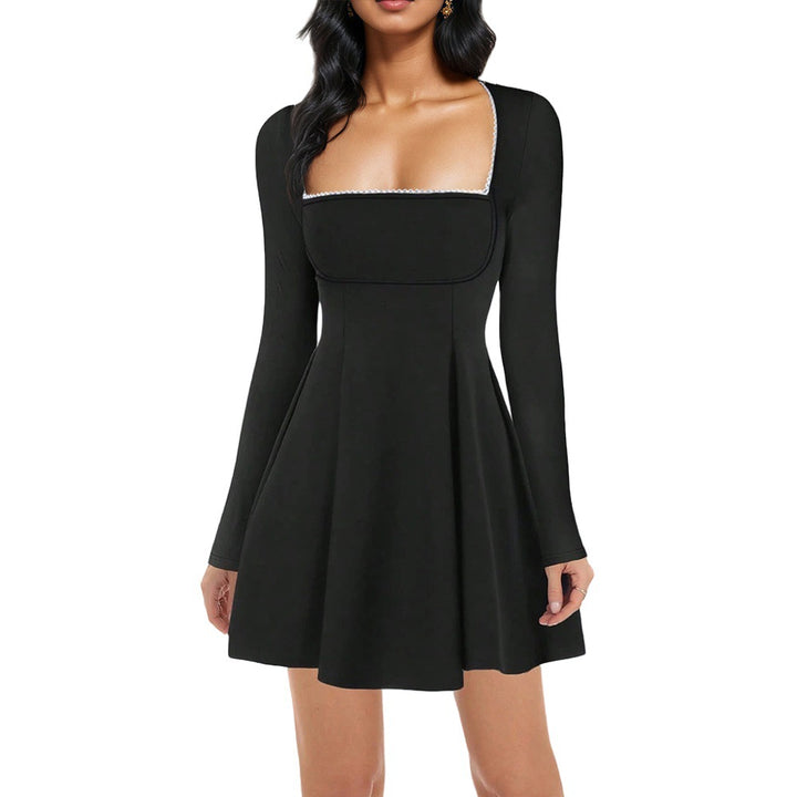 Robe femme avec décolleté carré stylé et manches longues Chic & Stil
