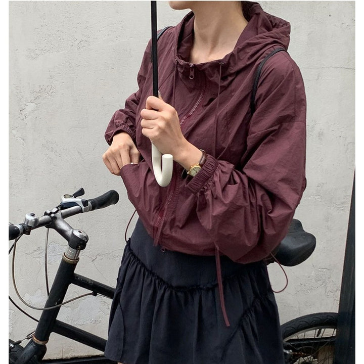 Veste de sport pour femme cropped avec cordon de serrage réglable Chic & Stil