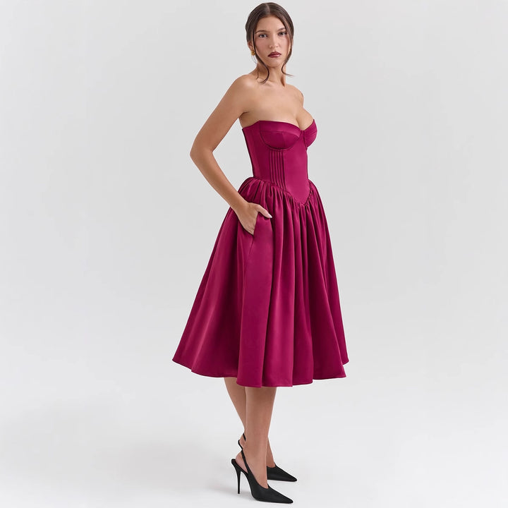 Elegant cocktail dress for women with corset top and voluminous skirt Chic & Stil