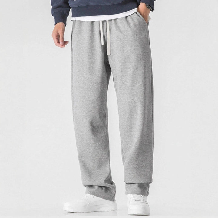 Casual men's jogging pants with drawstring and soft lining Lune London