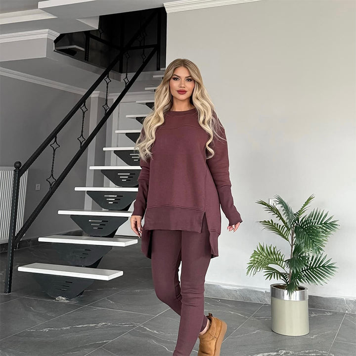 Casual sports set for women with oversized pullover and leggings Lune London