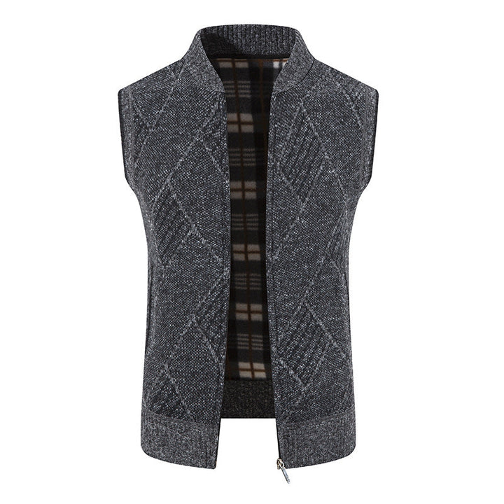 Men's Fashionable Knitted Vest with Structured Diamond Pattern Lune London