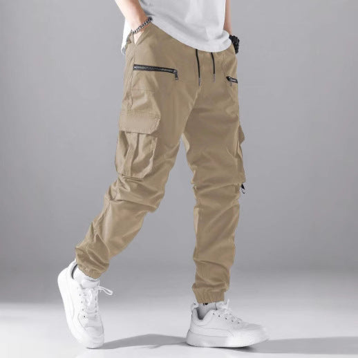 Men's cargo pants with modern zippered pockets Lune London