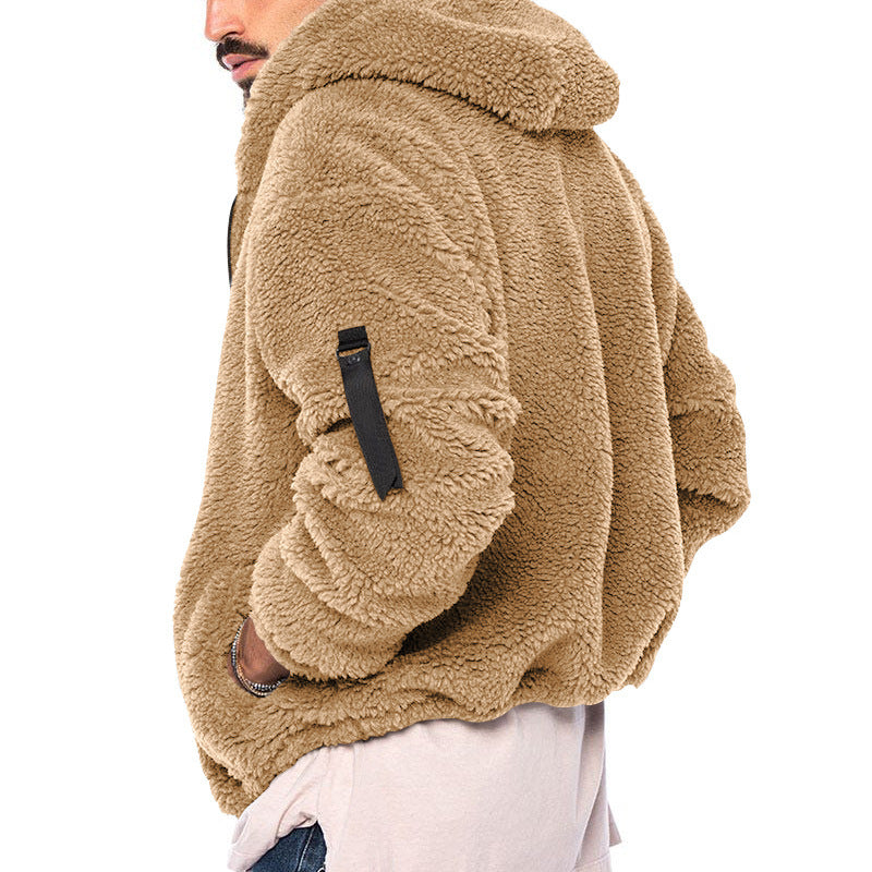 Cozy fleece jacket for men with hood and practical zippered pockets Lune London