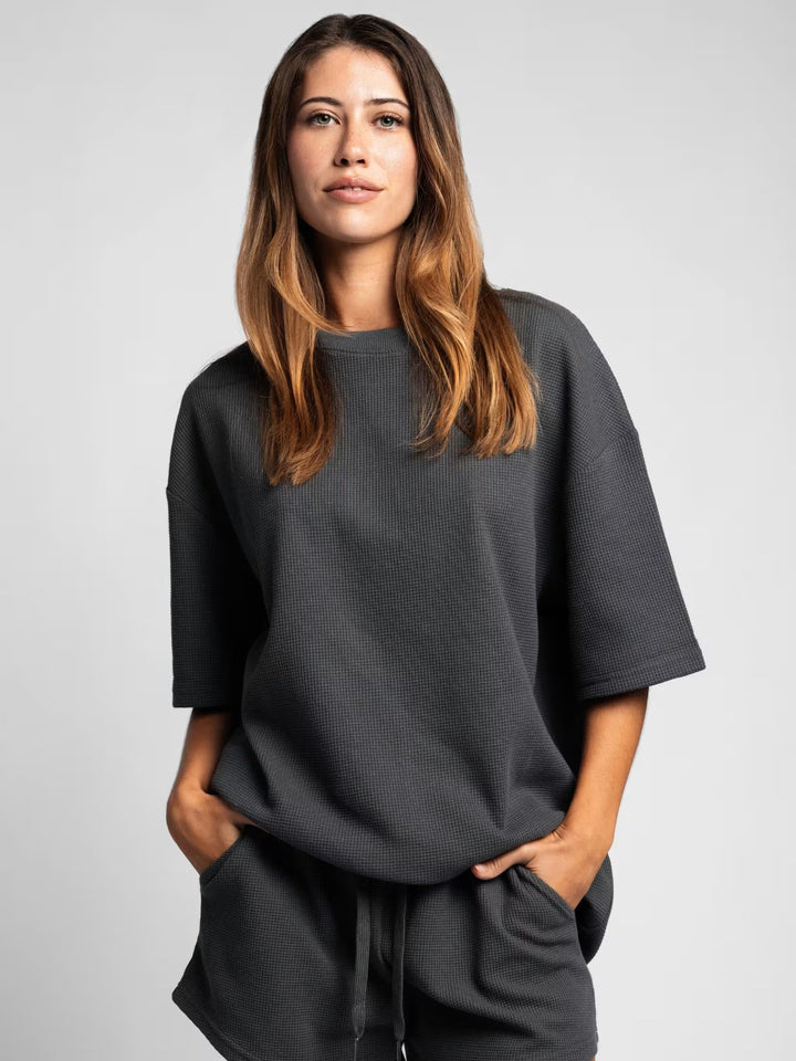 Casual waffle-knit set for women with a loose fit and comfortable adjustment Lune London