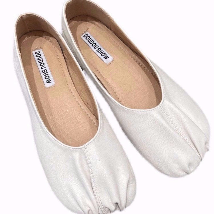 Ladies Comfortable Ballet Flats with Flexible Sole and Breathable Upper Material Lune London
