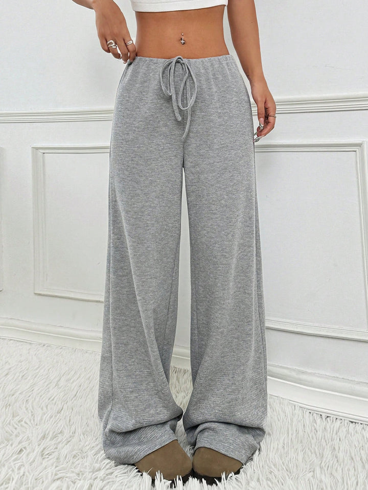 Comfortable lounge pants for women with a loose fit and adjustable drawstring Lune London