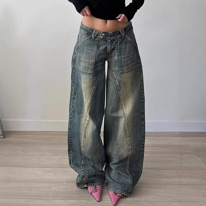 Women's wide jeans with a casual cut and unique design Lune London