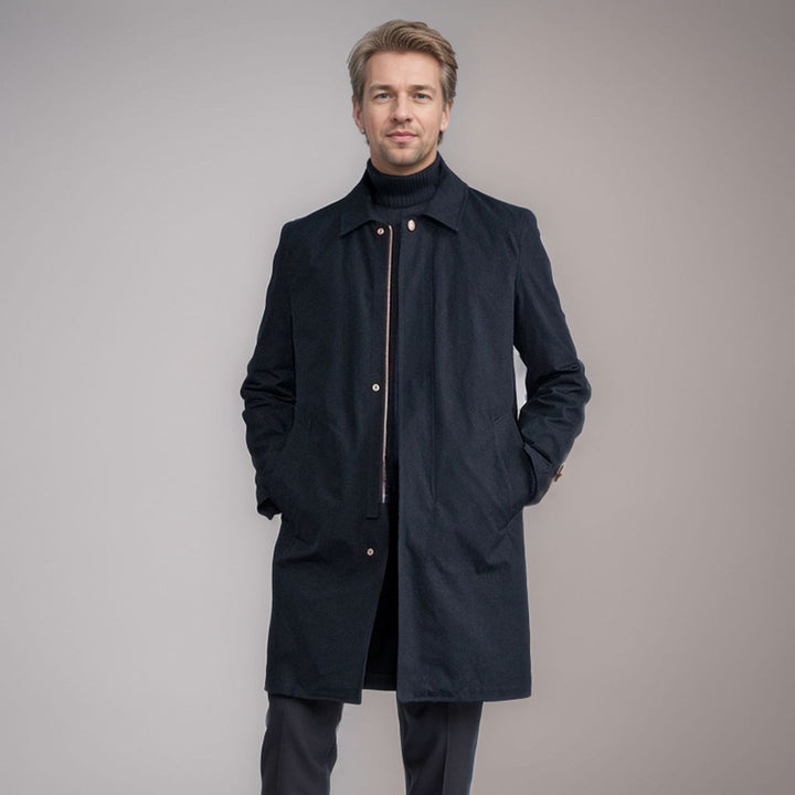Elegant transitional coat for men with a practical high collar and hidden pockets Lune London