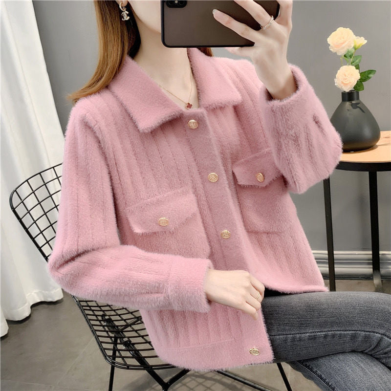 Cardigan confortable pour femmes avec des détails de bouton élaborés et des poches pratiques Chic & Stil