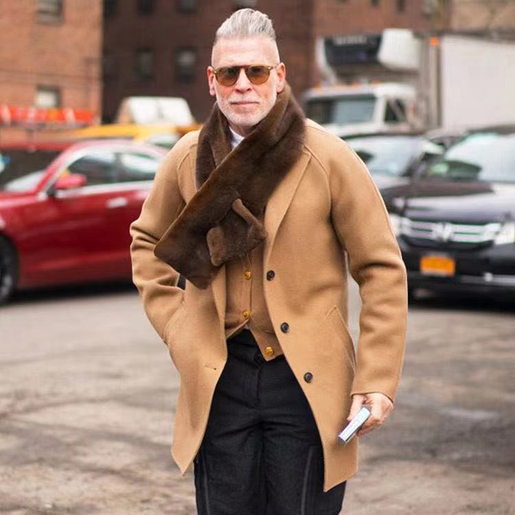 Casual duffle coat for men with a stylish high collar and practical pockets Lune London