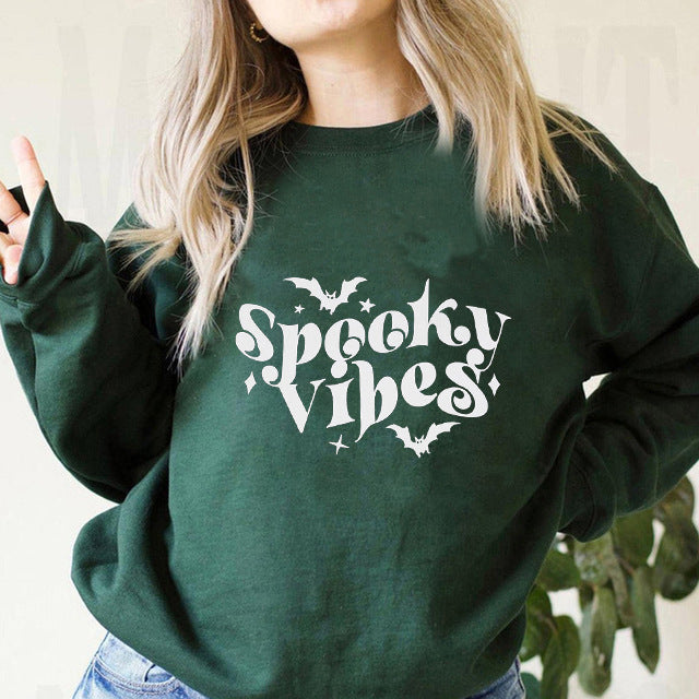 Sweat à capuche pour femmes avec un design Halloween ludique et une coupe confortable Chic & Stil