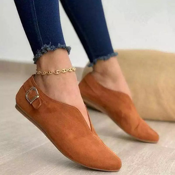 Semi-formal shoes for women with an elegant buckle and an open design Lune London