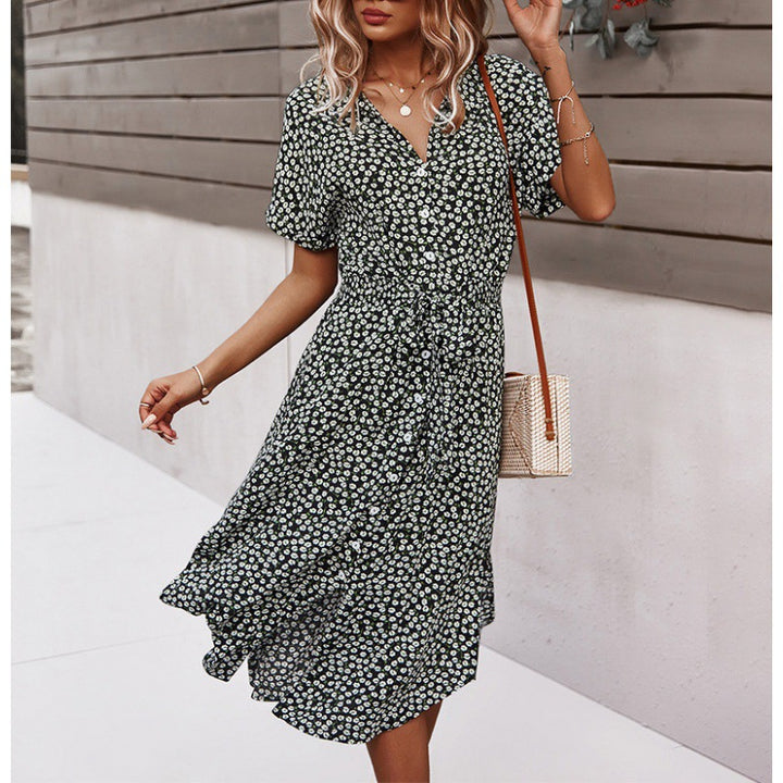 Floral dress for women with fitted cut and ruffles Lune London