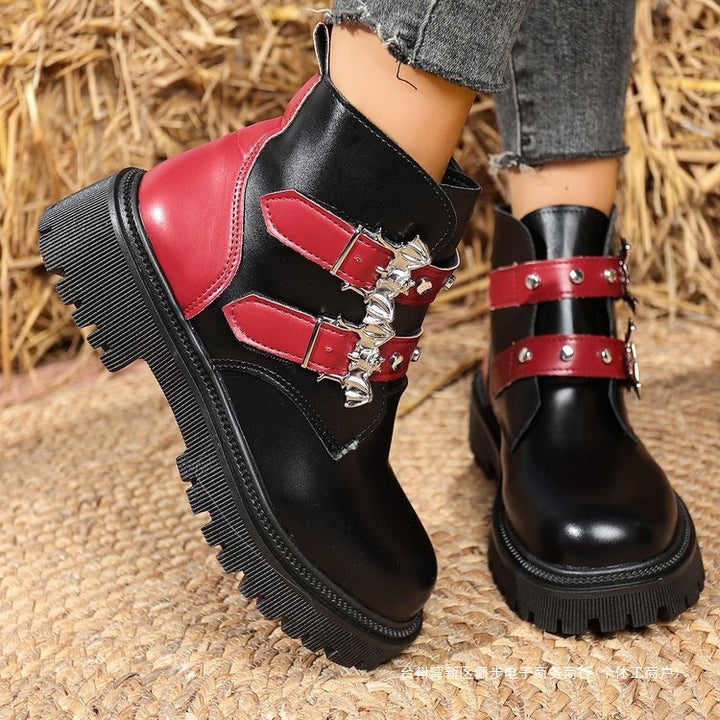 Ladies' boots with trendy buckles and robust profile Lune London