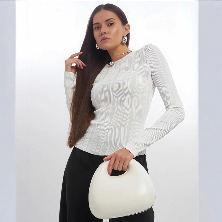 Long sleeve t-shirt for women with an elegant ribbed pattern Lune London