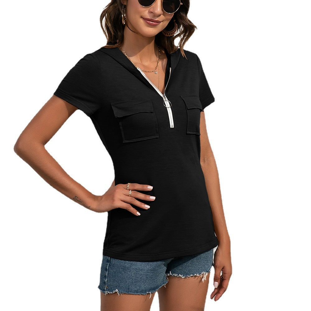 Short sleeve women's hoodie top with practical pockets and zipper Lune London