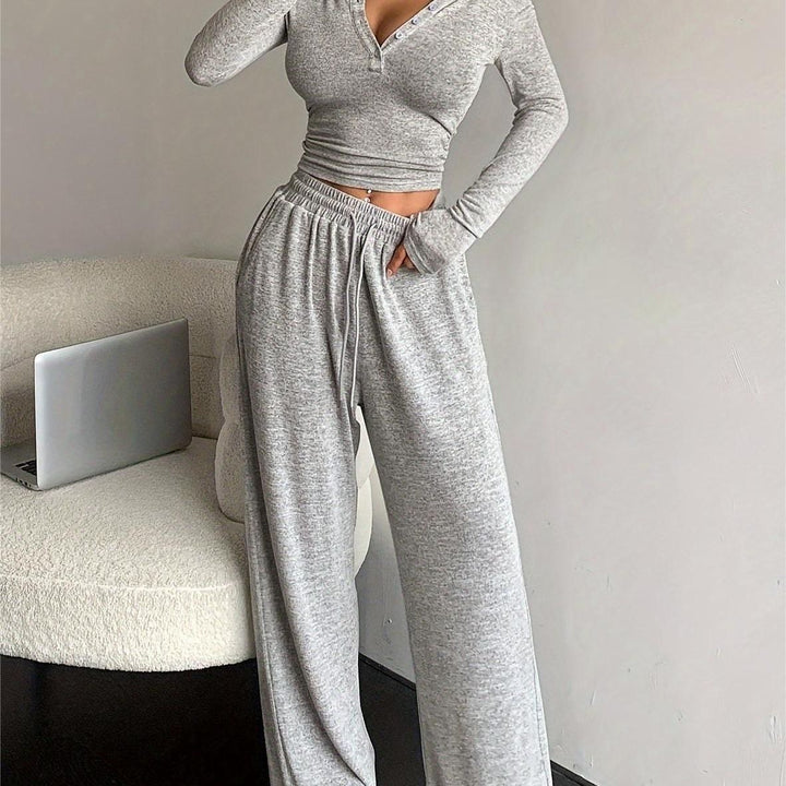 Ensemble de loisirs féminin avec détails en bouton et taille élastique Chic & Stil