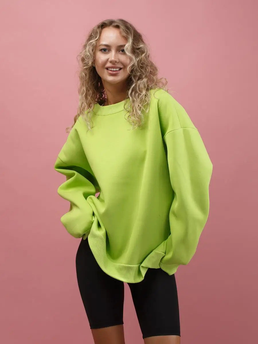 Women's casual sweatshirt with wide shoulders and soft lining Lune London