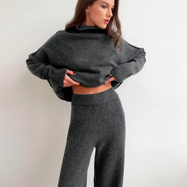 Ensemble en maille pour femmes avec col haut et coupe large Chic & Stil