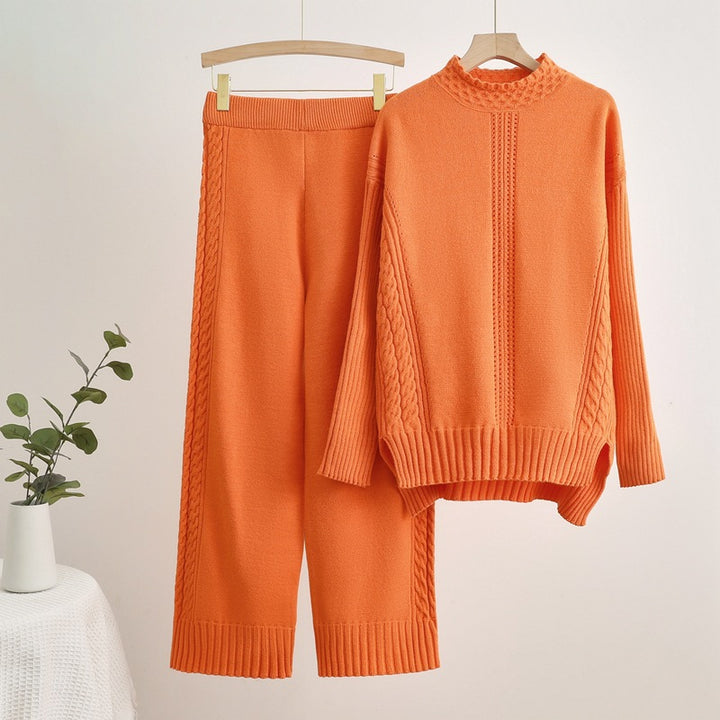 Comfortable knitted loungewear set for ladies with high cuffs and decorative braid patterns Lune London