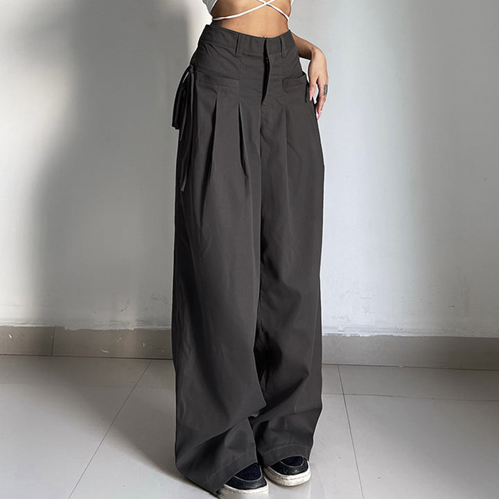 Wide pleated pants for women with side pockets and elegant waist Lune London