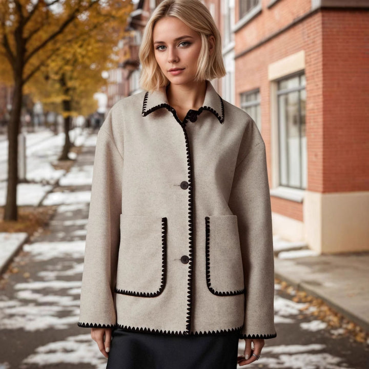 Wool jacket for women with contrasting details and large pockets Lune London