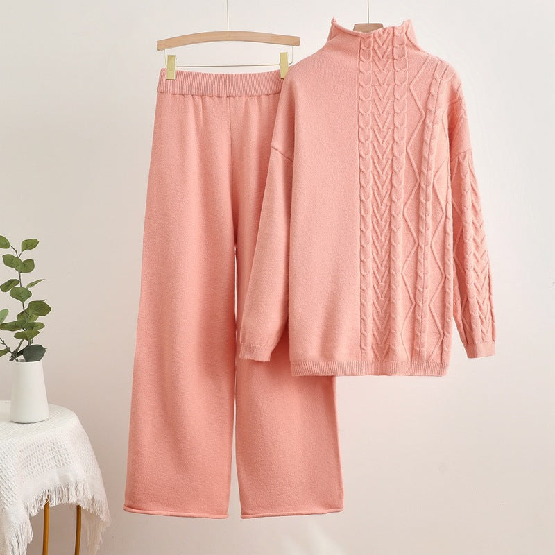 Comfortable knit loungewear set for women with high collar Lune London