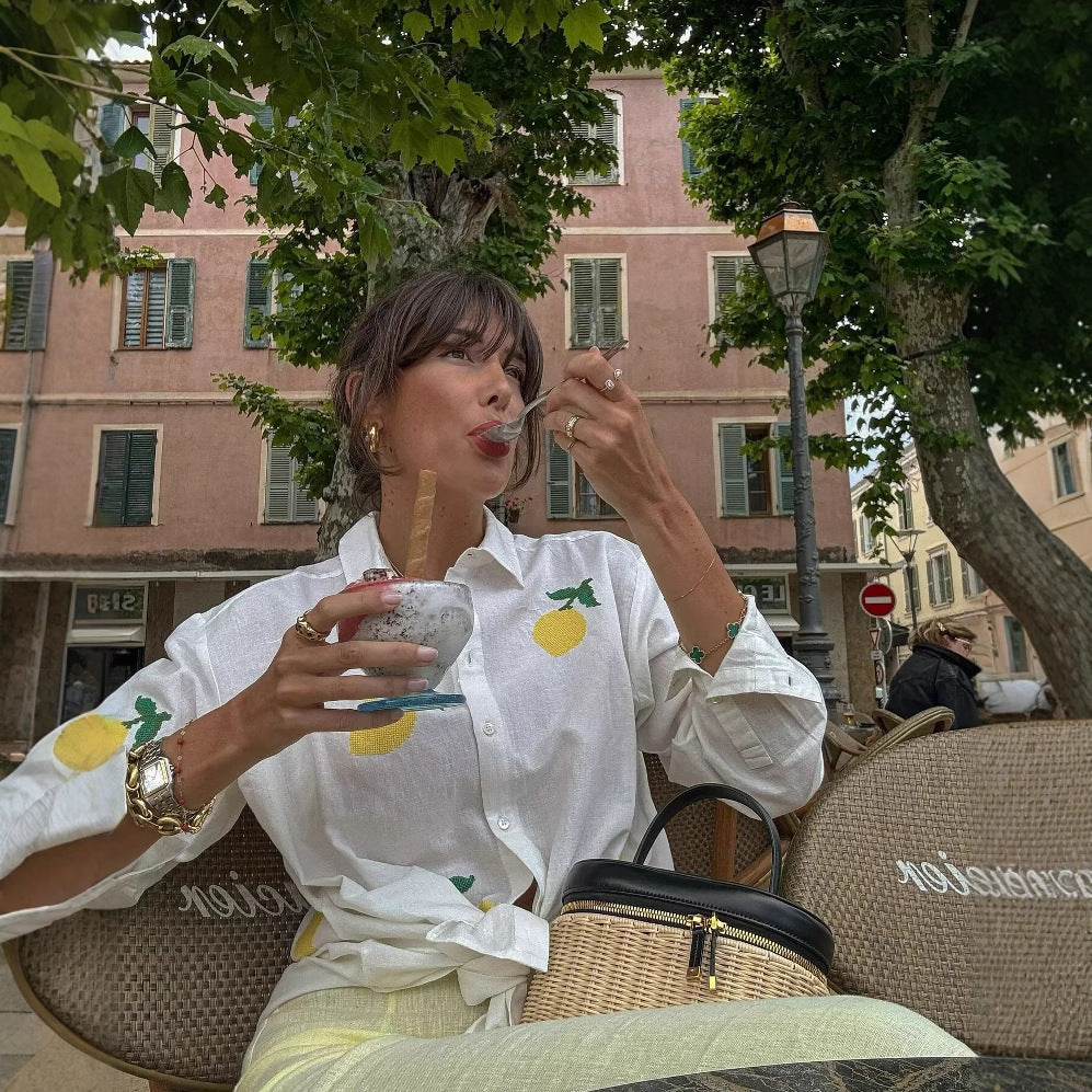 Women's shirt with a cheerful lemon pattern Chic and Style
