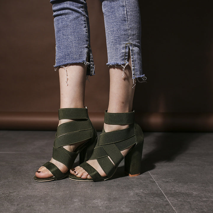 Women's sandals with elegant straps and a chic block heel