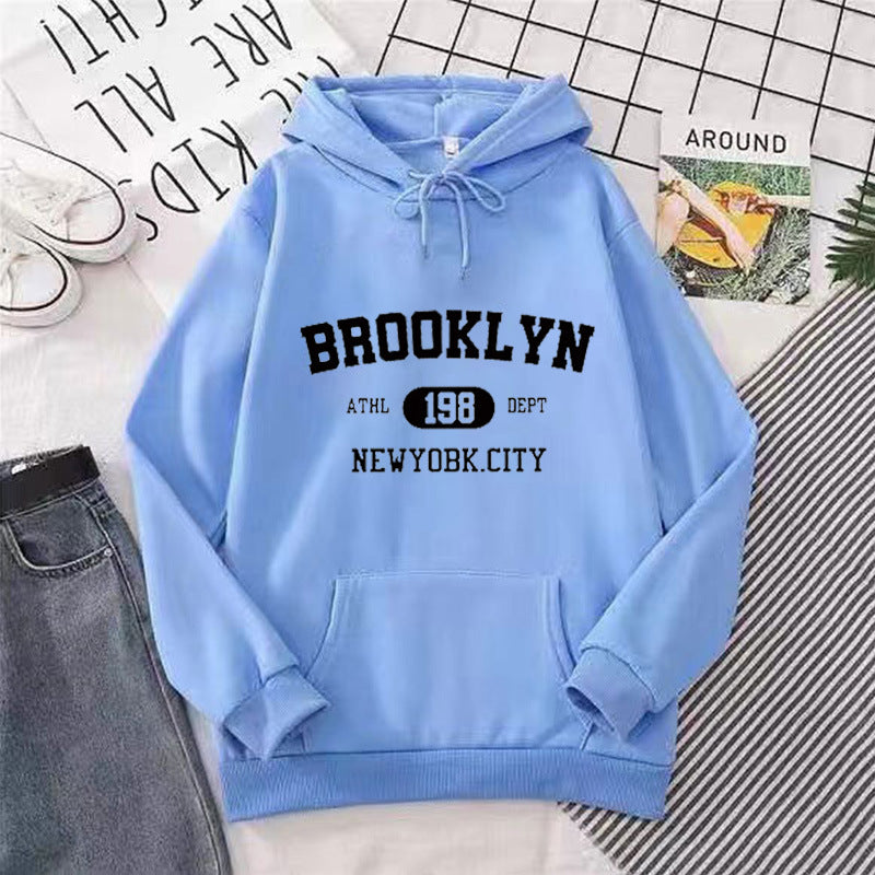 Women's hoodie with casual Brooklyn design Chic & Stil