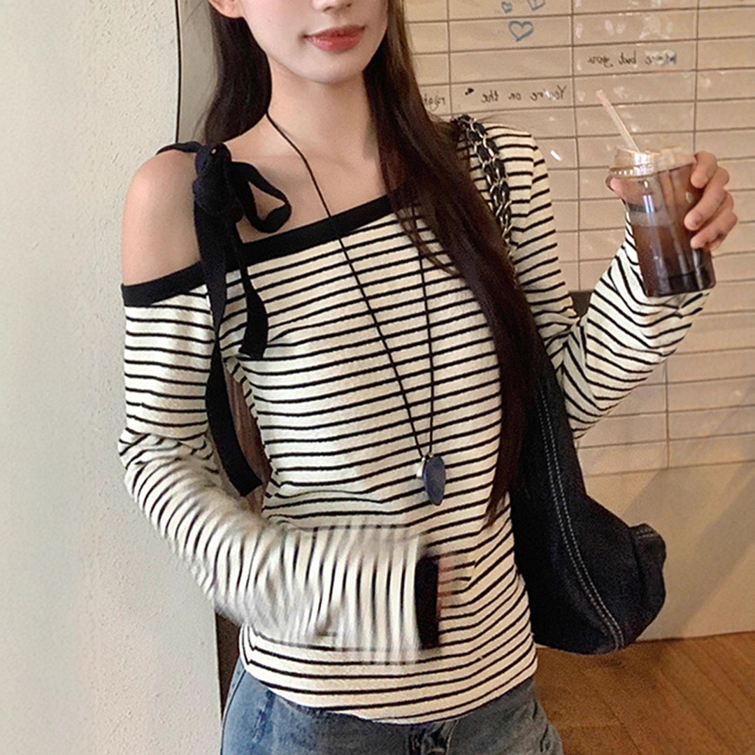 Women's Off-Shoulder Long Sleeve Shirt with Striped Pattern Chic & Stil