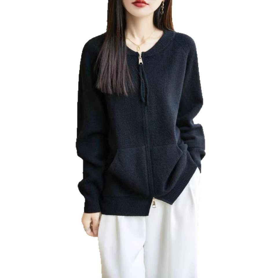 Veste en tricot confortable pour femmes avec fermeture éclair haute et poches latérales généreuses Chic & Stil