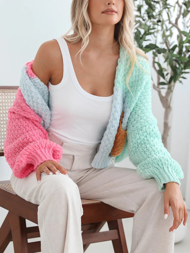 Comfortable knitted sweater for women with oversized sleeves and a combination of colors Lune London