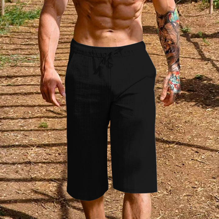 Comfortable active shorts for men with elastic waistband and side pockets Lune London