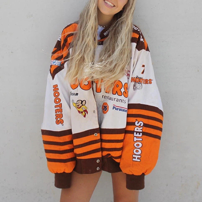 Ladies Oversized Sporty Jacket with Striking Logo Design Chic und Style