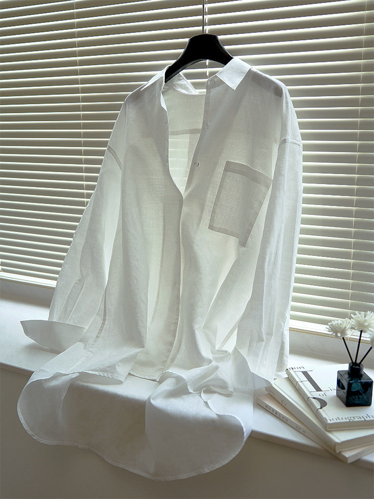 Chemisier léger et aérien pour femmes avec de longues manches et poche poitrine pratique Chic & Stil