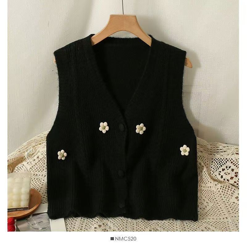 Women's knitted vest with floral appliqués Lune London