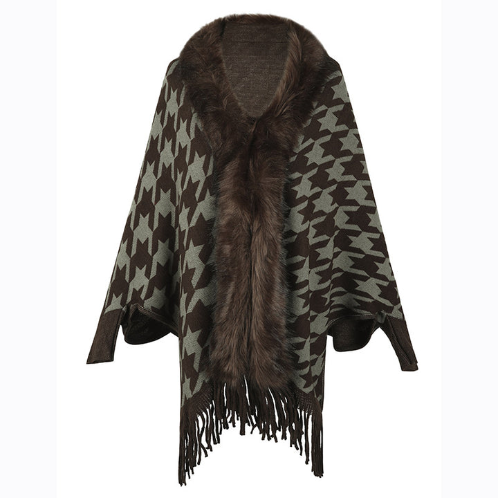 Ladies elegant poncho with exclusive fur trim and modern star pattern Lune London