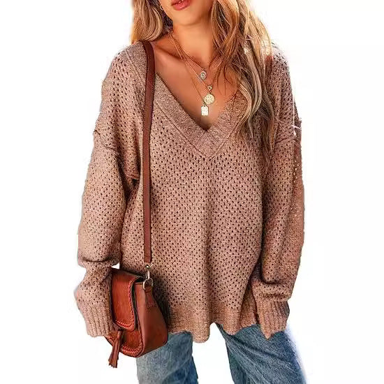 Women Light knitted V-neck sweater with relaxed fit Lune London