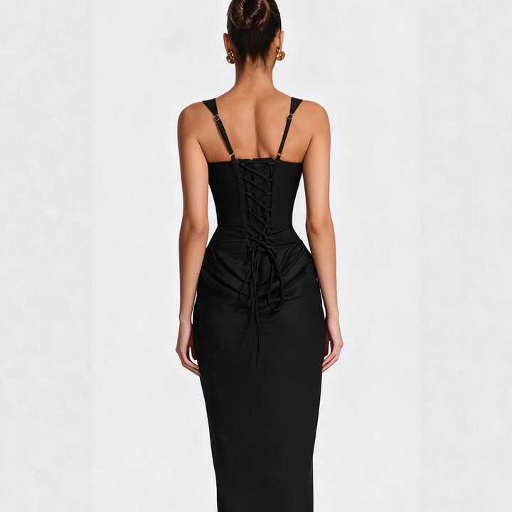 Women's Elegant and Figure-Hugging Evening Dress with Fully Lined Skirt Lune London