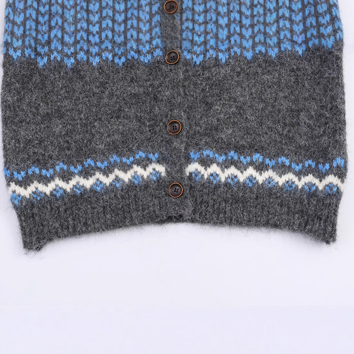 Knitted jacket for women with a classic Norwegian design and an elegant high collar Lune London