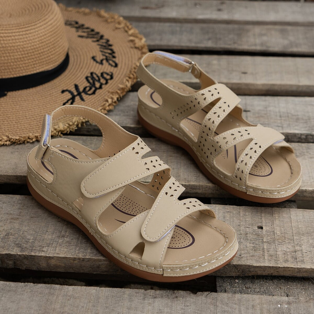 Strappy sandals for women with adjustable closure and ergonomic sole Lune London