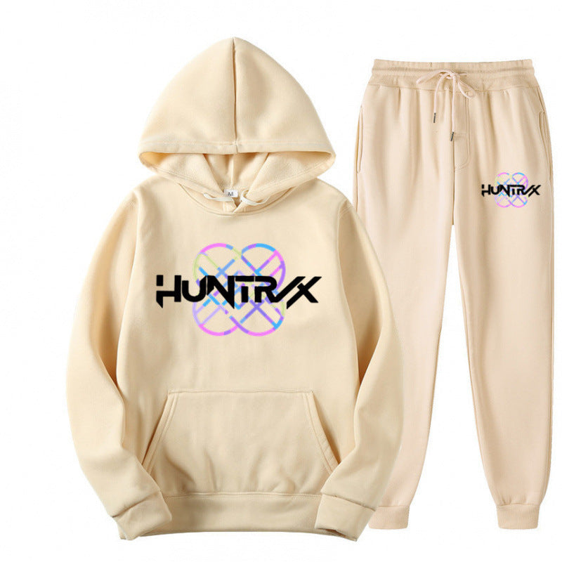 Women's tracksuit with modern graphic design and casual fit Lune London