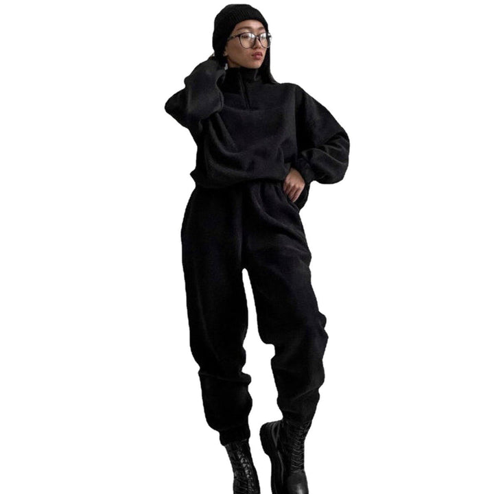 Fleece loungewear set for women with high collar and elastic waistband Lune London